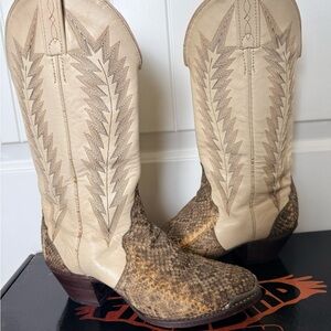 Diamondback Vintage Cowboy boots